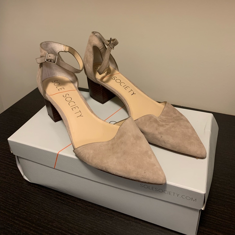 Tan Suede Pumps